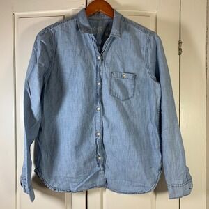 Gap 1969 Womens Icon Boy Shirt Light Wash Blue Cotton Chambray Button Down M